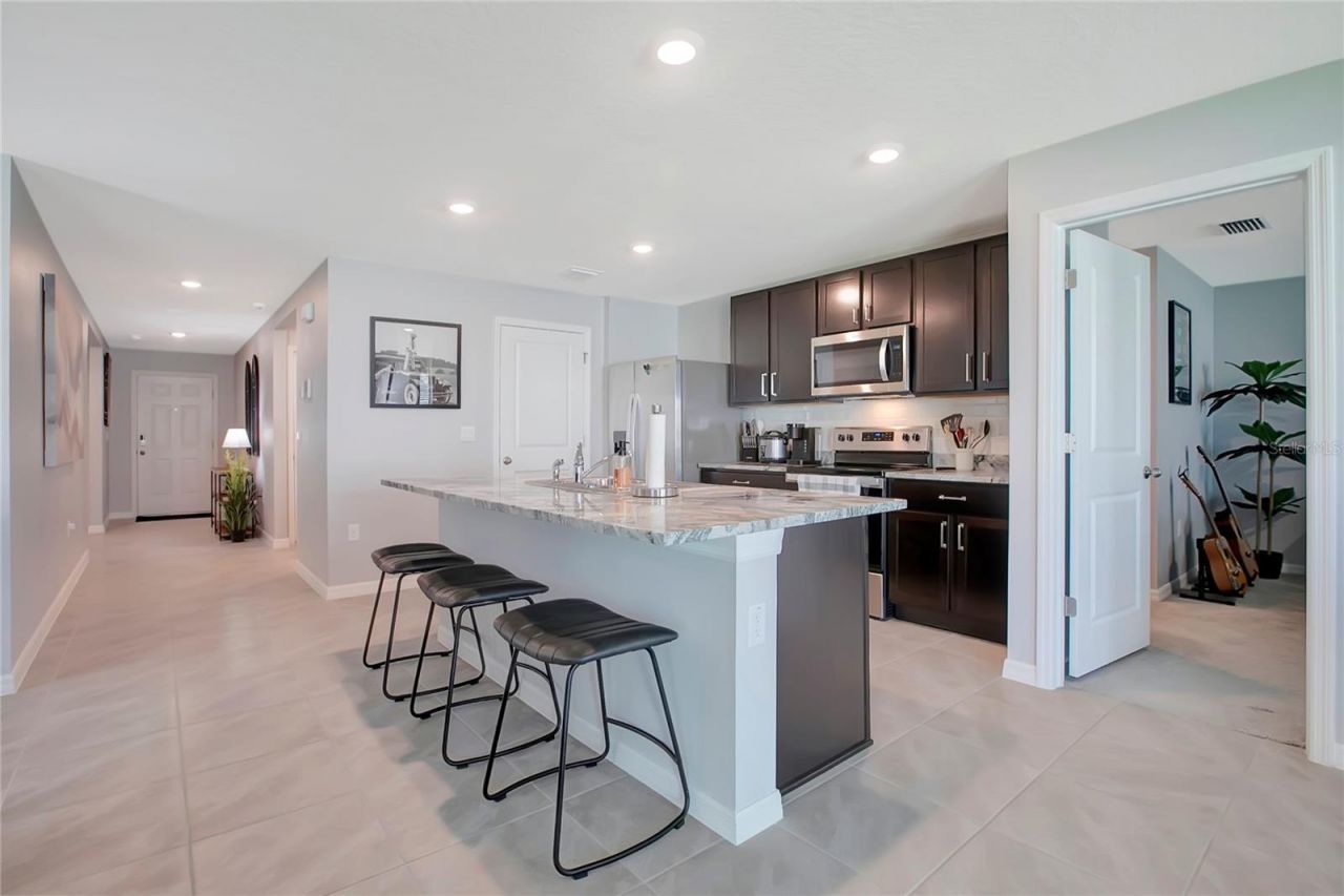 9206 Mission Bay Place, Tampa, FL 33637 Photo