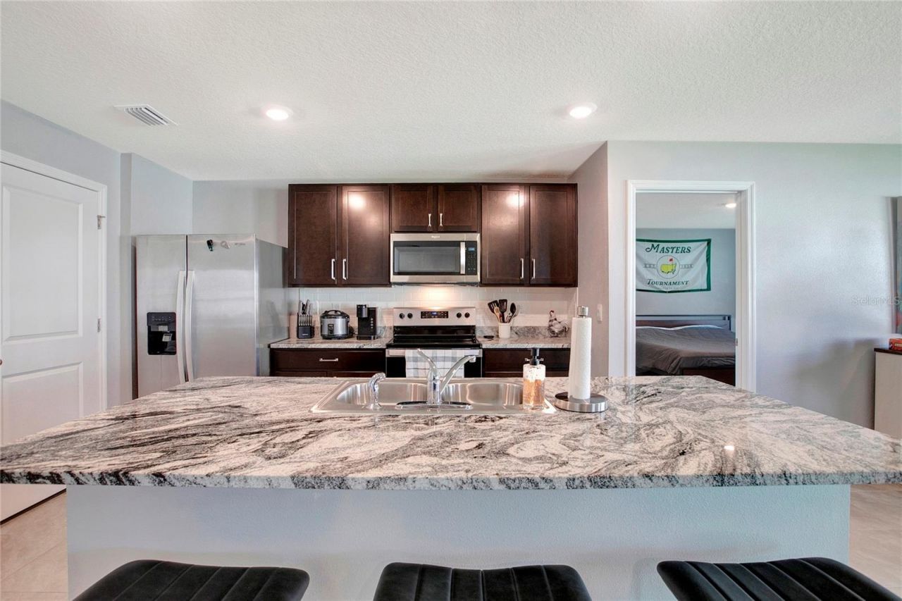 9206 Mission Bay Place, Tampa, FL 33637 Photo