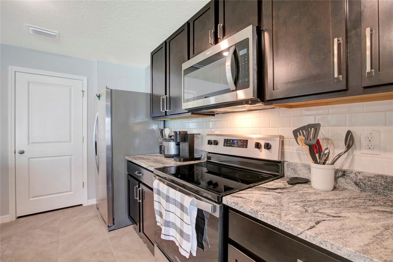 9206 Mission Bay Place, Tampa, FL 33637 Photo