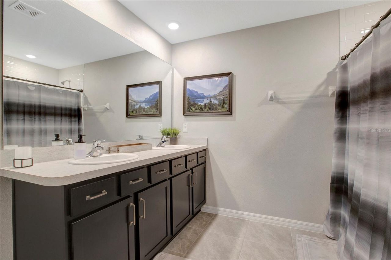 9206 Mission Bay Place, Tampa, FL 33637 Photo