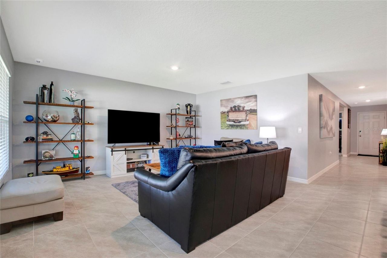 9206 Mission Bay Place, Tampa, FL 33637 Photo