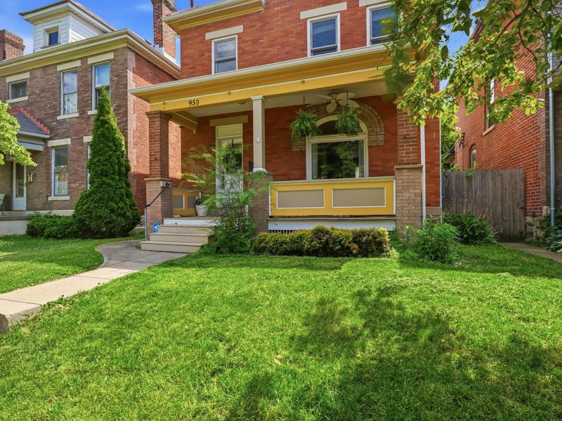 950 Mt Pleasant Avenue , Columbus, OH 43201 Photo 3