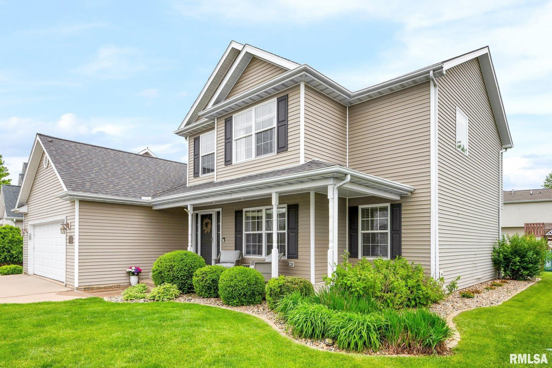 1612 Jadens Way, Washington, IL 61571 Main Photo