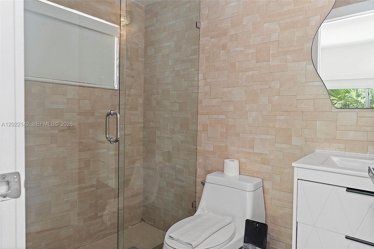 235 18th St , Miami Beach, FL 33139 Photo