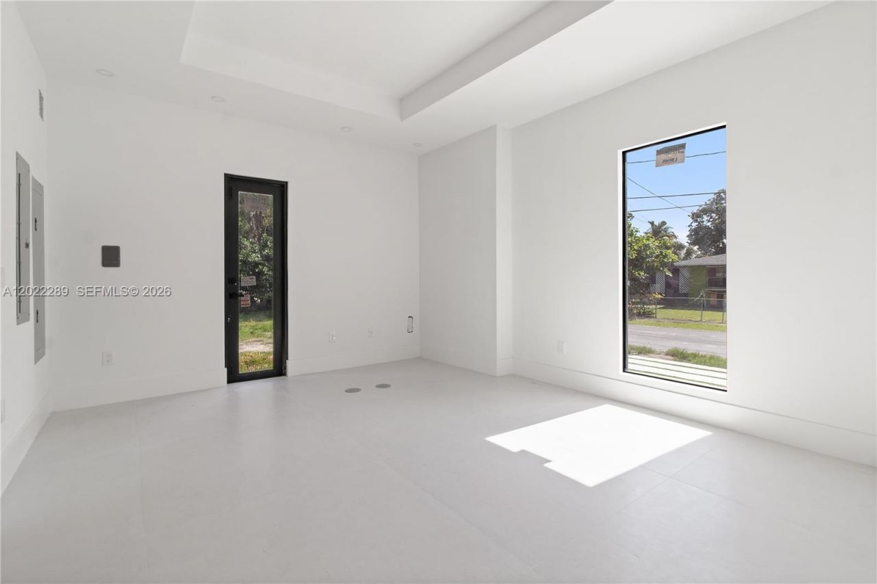 201 NW 14 Way , Dania Beach, FL 33004 Photo