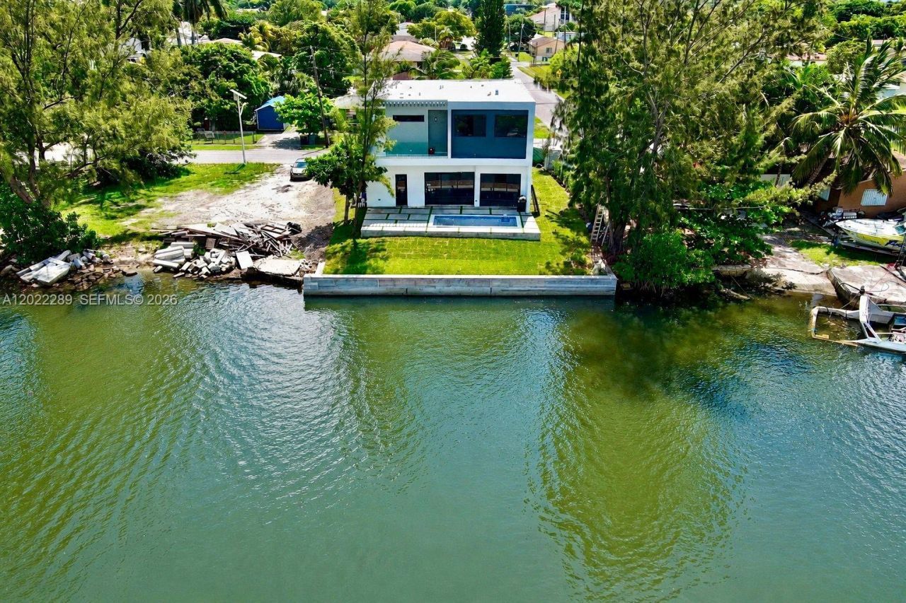 201 NW 14 Way , Dania Beach, FL 33004 Photo