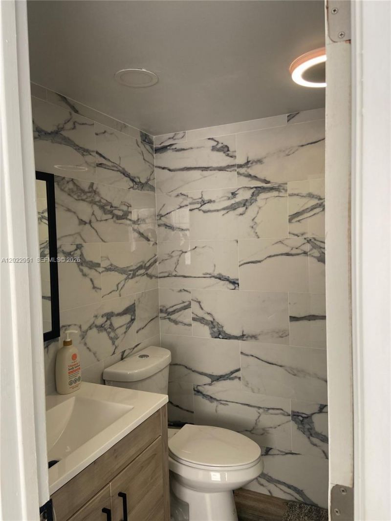 7502 NW 30th Pl , Unit 417, Sunrise, FL 33313 Photo