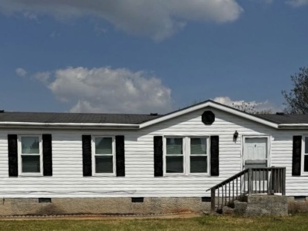 200 Bunker Hill Drive, Byron, GA 31008