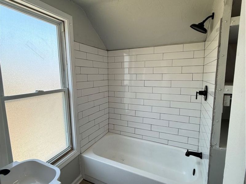 3514 W 58th Street, Unit UP, Cleveland, OH 44102 Photo 4