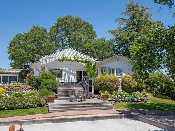 Portola Valley, CA 94028