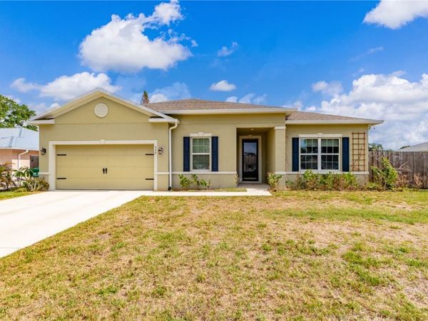 956 CLAIRE Avenue, Sebastian, FL 32958