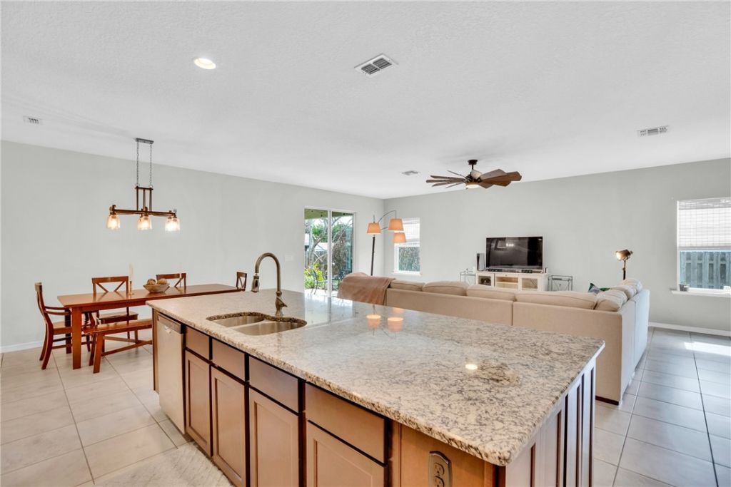 956 Claire Avenue, Sebastian, FL 32958 Photo