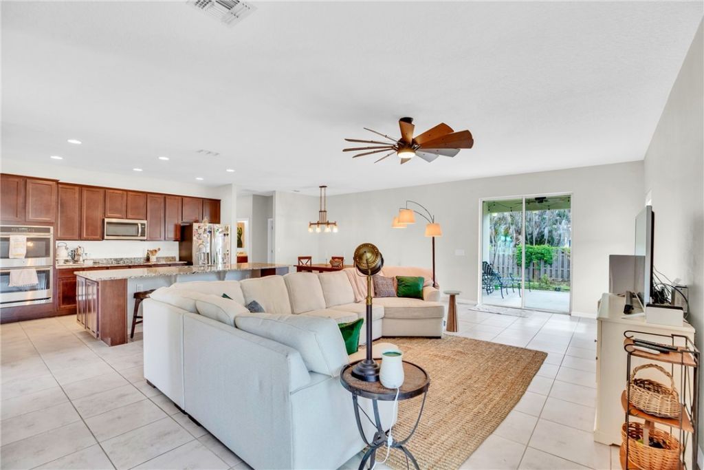 956 Claire Avenue, Sebastian, FL 32958 Photo
