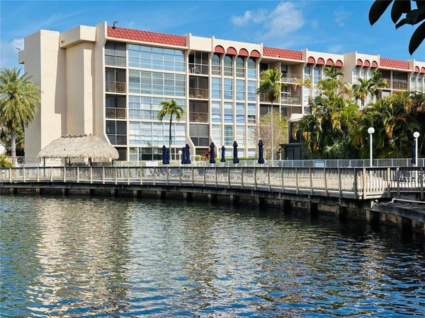 2001 Atlantic Shores Blvd , Unit 409, Hallandale Beach, FL 33009