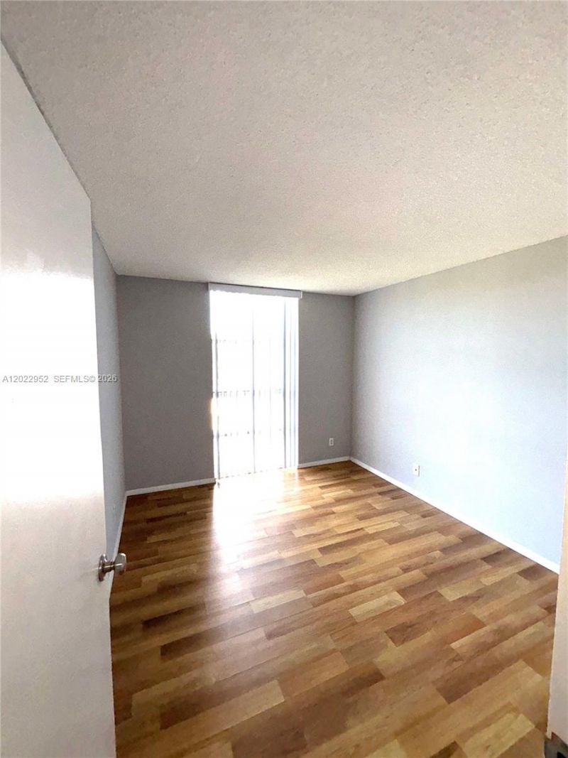 2001 Atlantic Shores Blvd , Unit 409, Hallandale Beach, FL 33009 Photo