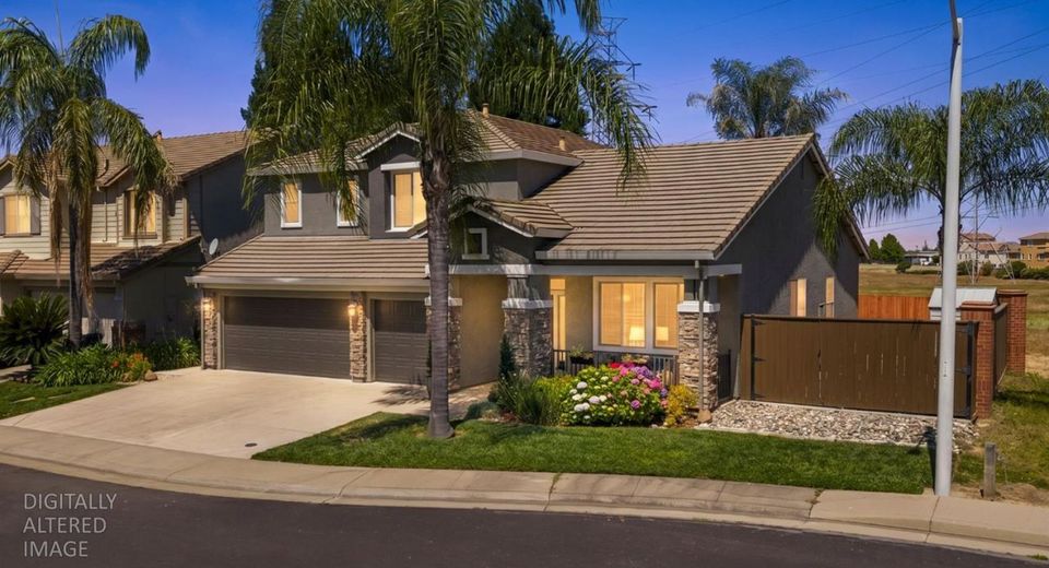 1924 Saint Patrick Way, Roseville, CA 95747 Photo