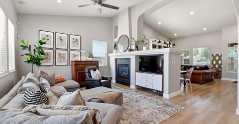 1924 Saint Patrick Way, Roseville, CA 95747 Photo