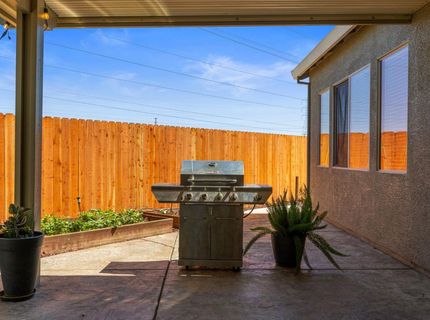 1924 Saint Patrick Way, Roseville, CA 95747 Photo