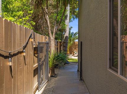 1924 Saint Patrick Way, Roseville, CA 95747 Photo