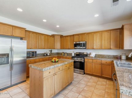 9385 Hummer Court, Reno, NV 89521 Photo
