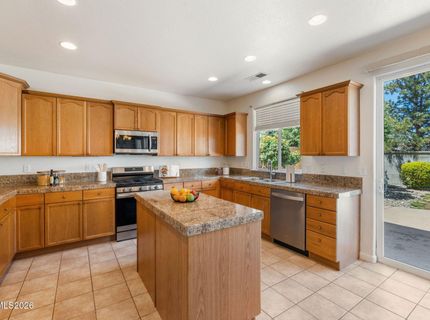 9385 Hummer Court, Reno, NV 89521 Photo