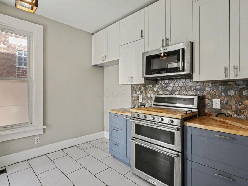 1639 E Granville Street, Columbus, OH 43203 Photo 8