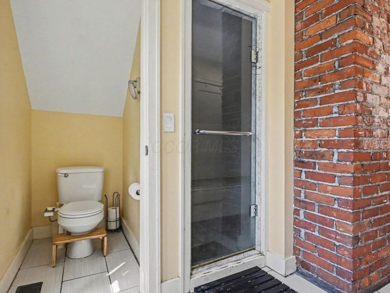 1639 E Granville Street, Columbus, OH 43203 Photo 9