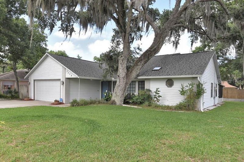 2213 Pine Tree Drive, Edgewater, FL 32141 Photo