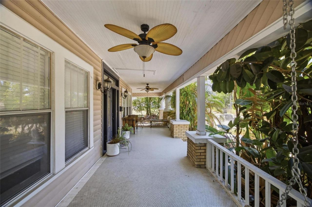 905 E 22nd Avenue, Tampa, FL 33605 Photo