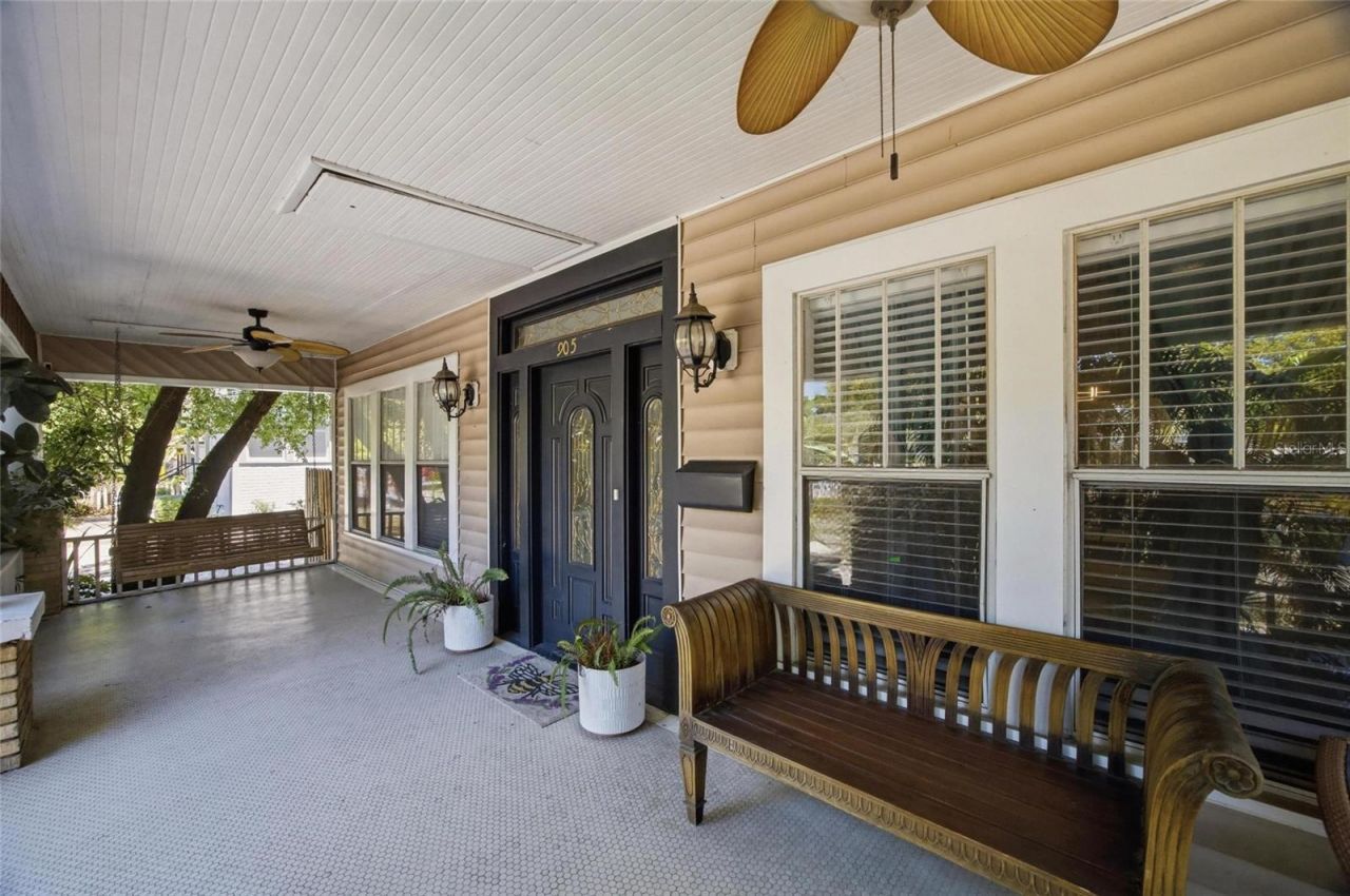 905 E 22nd Avenue, Tampa, FL 33605 Photo