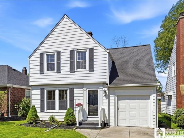 24 Irving, Buffalo, NY 14223