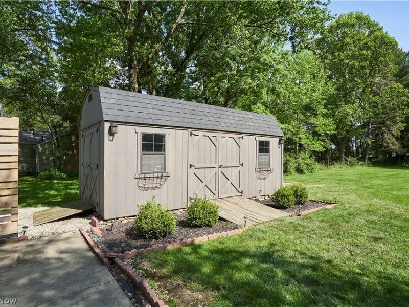 3418 Montrose Avenue, Akron, OH 44333 Photo 26