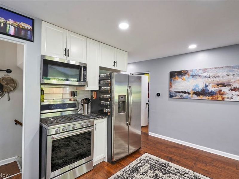 3418 Montrose Avenue, Akron, OH 44333 Photo 7