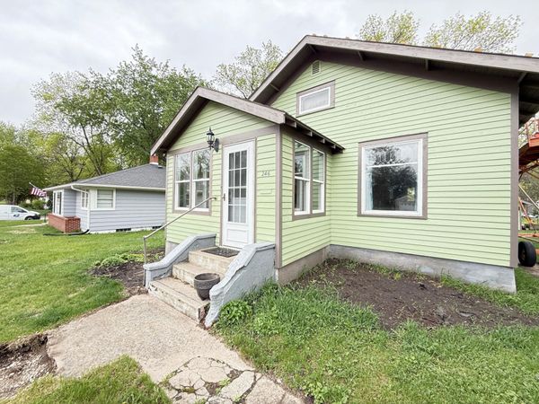 246 E Rooney Avenue, Appleton, MN 56208
