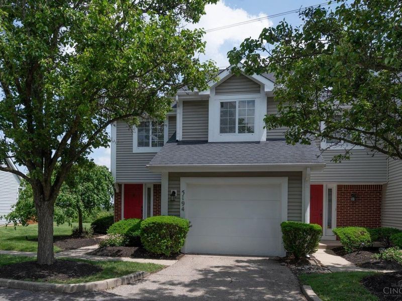 5194 Bay Pointe Drive, Mason, OH 45040 Photo 1