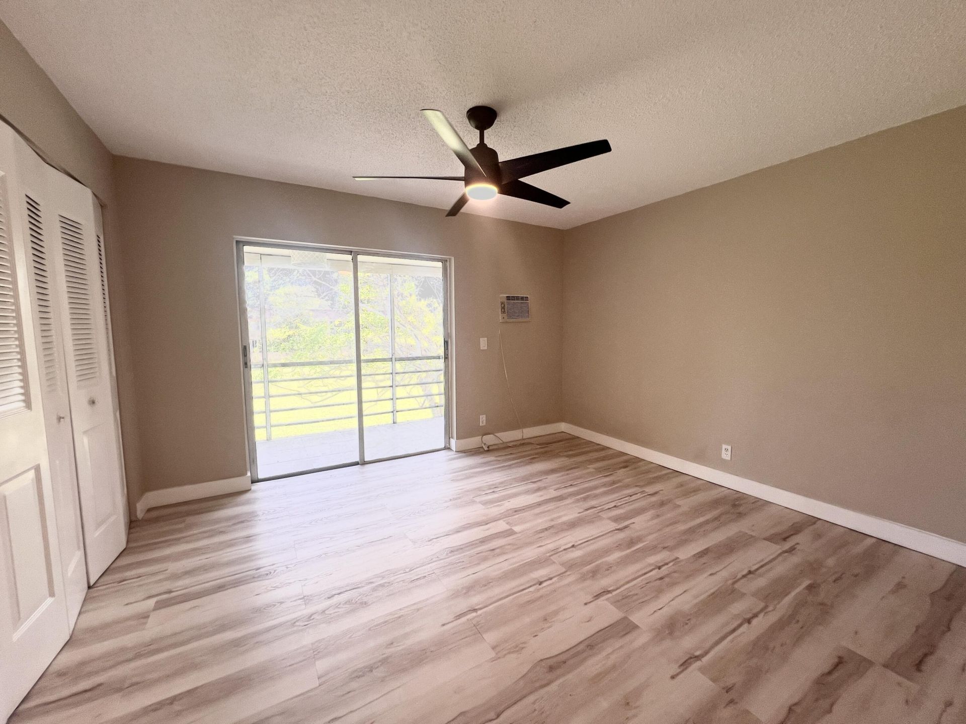176 Sussex I, West Palm Beach, FL 33417 Photo