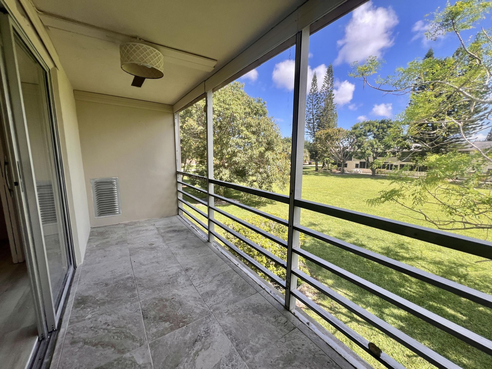 176 Sussex I, West Palm Beach, FL 33417 Photo