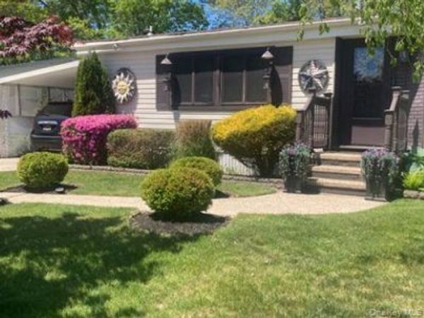 1661 Old Country, Unit 383, Riverhead, NY 11901