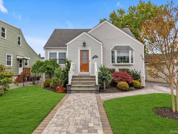 1700 Rugby Road , Merrick, NY 11566