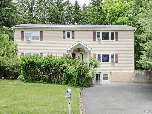 7 Olin Drive, Nanuet, NY 10954