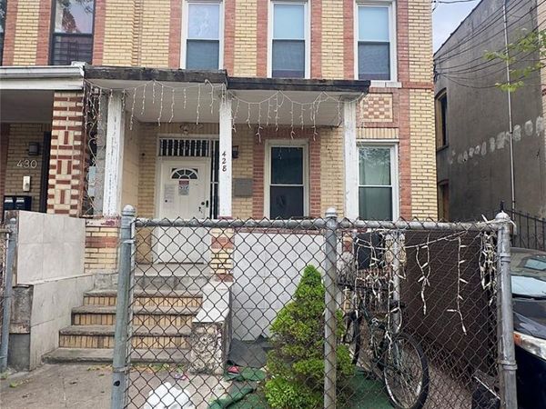 428 Newport Street , Brooklyn, NY 11207