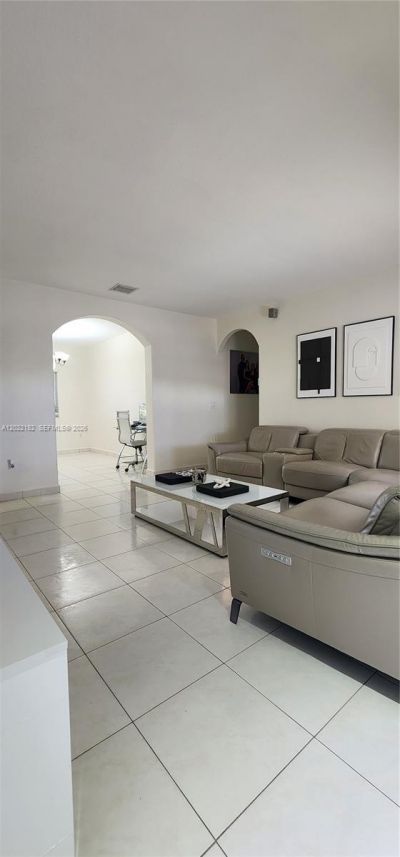 16441 NW 89th Ct, Miami Lakes, FL 33018 Photo