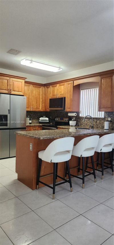16441 NW 89th Ct, Miami Lakes, FL 33018 Photo