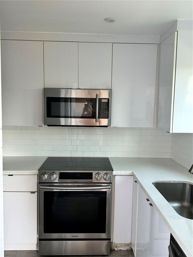 3601 NE 170th St , Unit 409, North Miami Beach, FL 33160 Photo