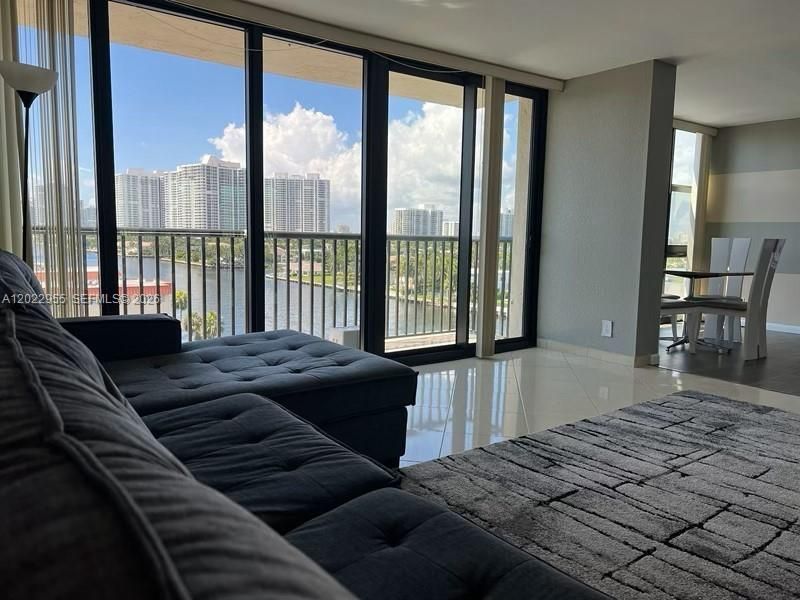2017 S Ocean Dr , Unit 808, Hallandale Beach, FL 33009 Photo
