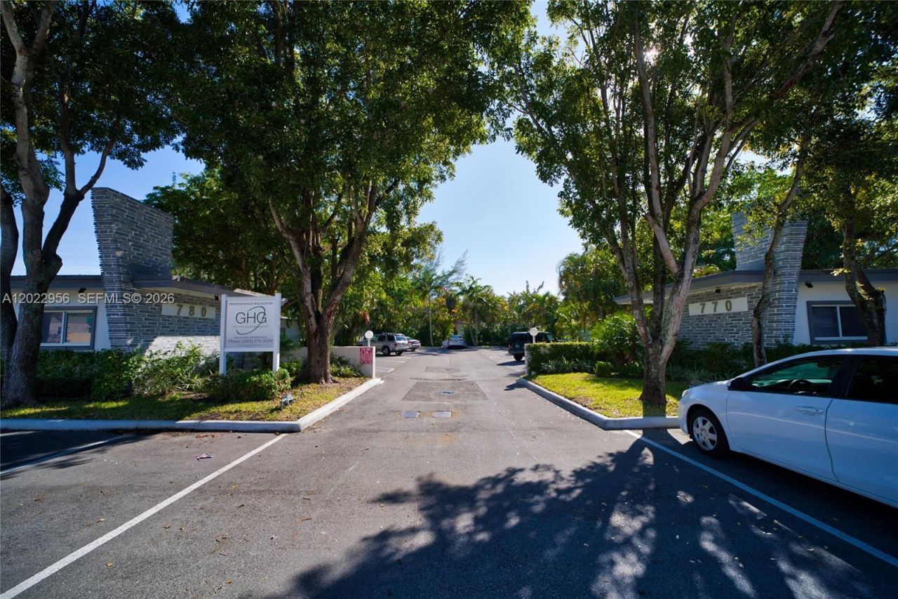 770 NE 123rd St , Unit 19, North Miami, FL 33161 Photo
