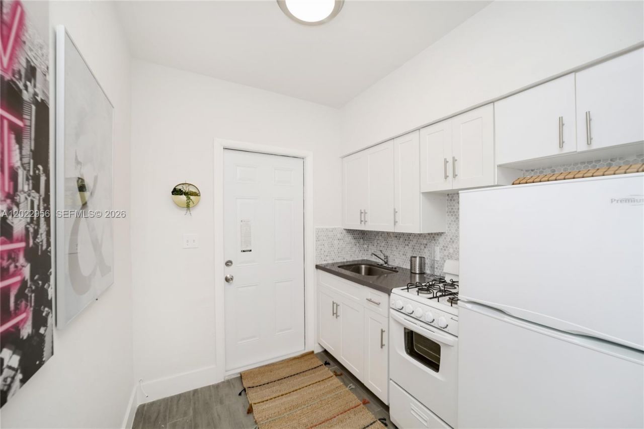 770 NE 123rd St , Unit 19, North Miami, FL 33161 Photo