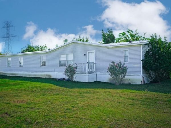 126 Sorrel Way, Alvarado, TX 76009