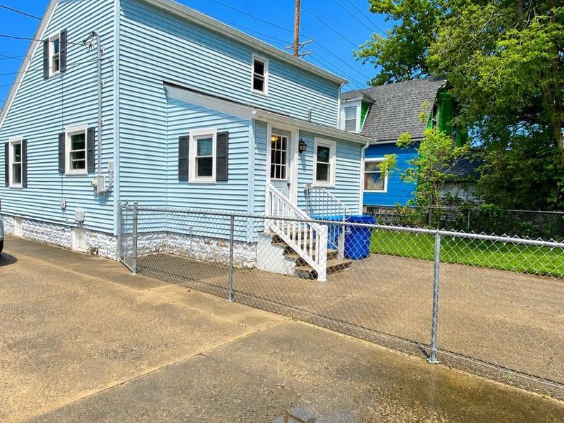 151 Fifth Street, Fremont, OH 43420 Photo 2