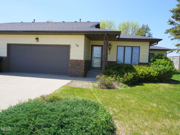 70 PARADISE DRIVE, Watertown, SD 57201